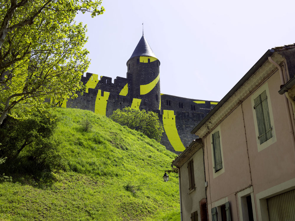 Cercles concentriques excentriques, Château et remparts de la cité de Carcassonne,, Porte d'Aude., 2018, 7ème édition d'IN SITU Patrimoine et art contemporain