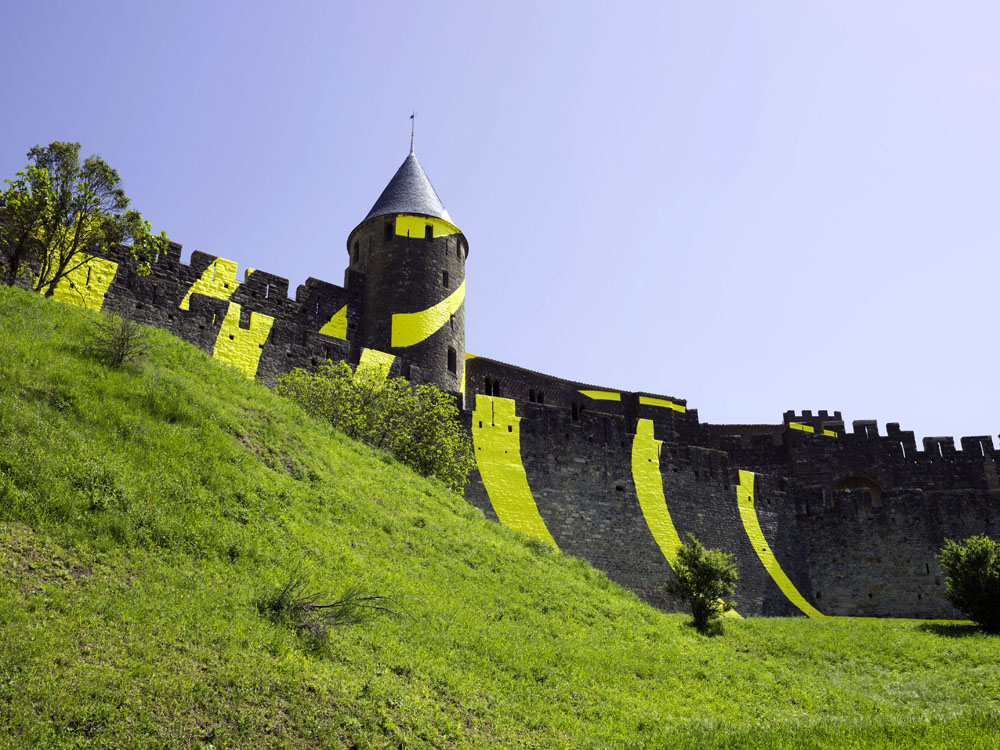 Cercles concentriques excentriques, Château et remparts de la cité de Carcassonne,, Porte d'Aude., 2018, 7ème édition d'IN SITU Patrimoine et art contemporain