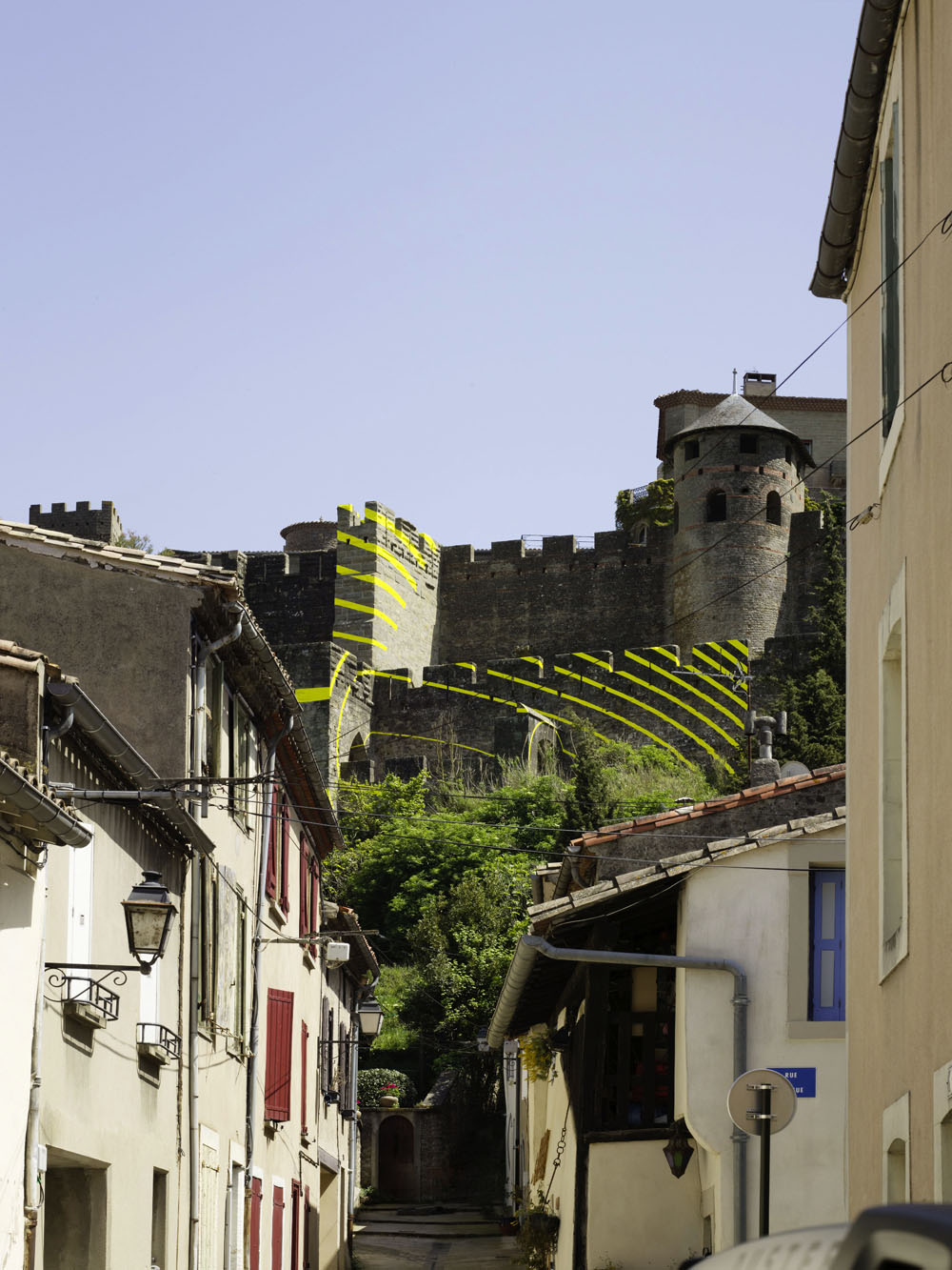 Cercles concentriques excentriques, Château et remparts de la cité de Carcassonne,, Porte d'Aude., 2018, 7ème édition d'IN SITU Patrimoine et art contemporain