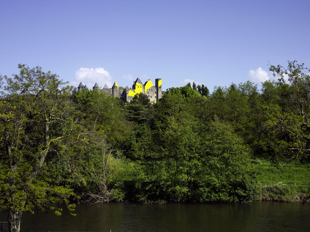 Cercles concentriques excentriques, Château et remparts de la cité de Carcassonne,, Porte d'Aude., 2018, 7ème édition d'IN SITU Patrimoine et art contemporain