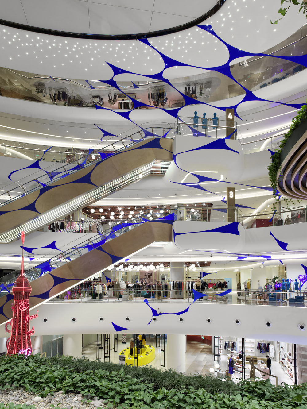 Danse d’ellipses, Shanghai, China, 2019, Galeries Lafayette Mall, Shanghai