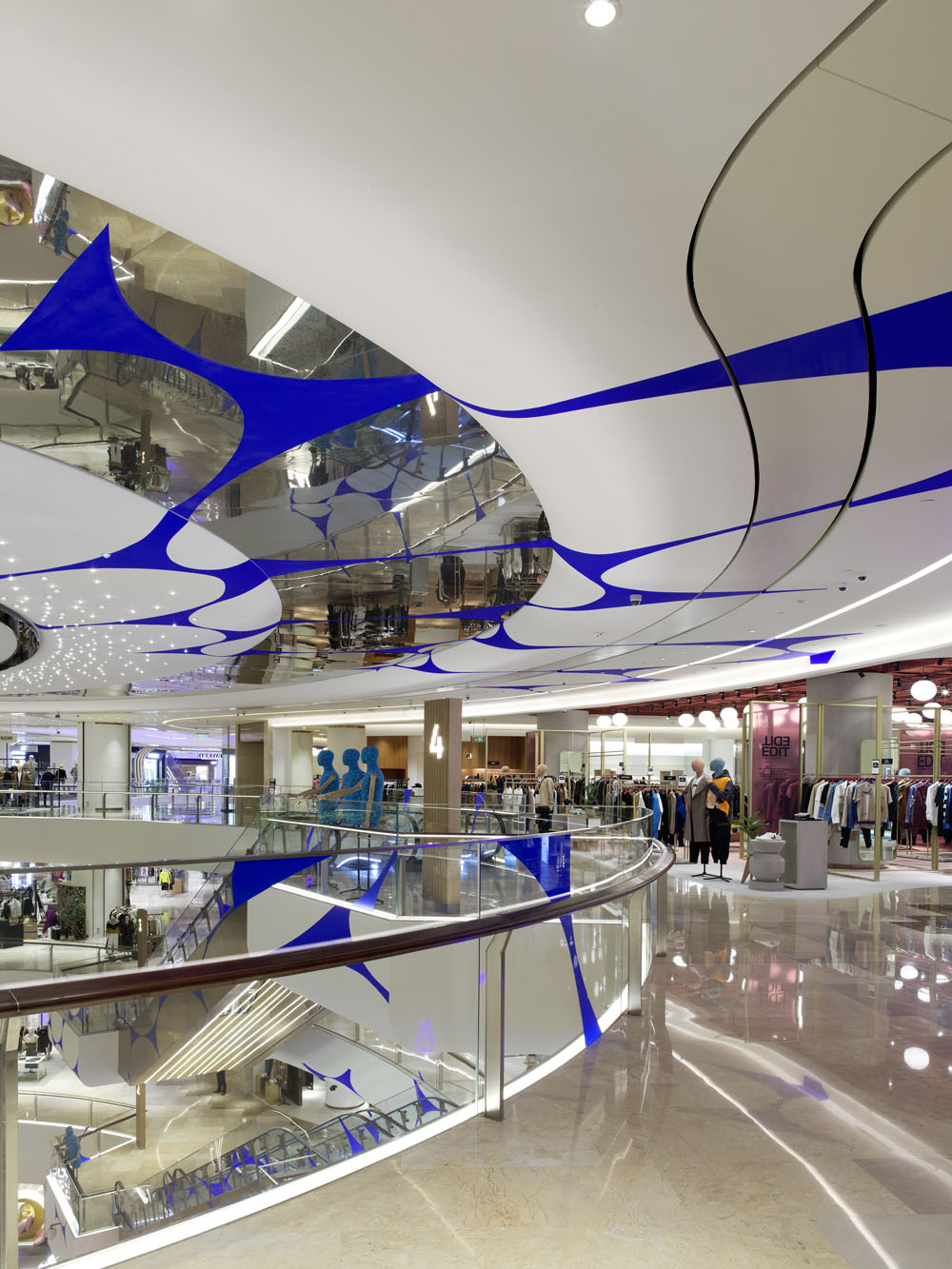 Danse d’ellipses, Shanghai, China, 2019, Galeries Lafayette Mall, Shanghai