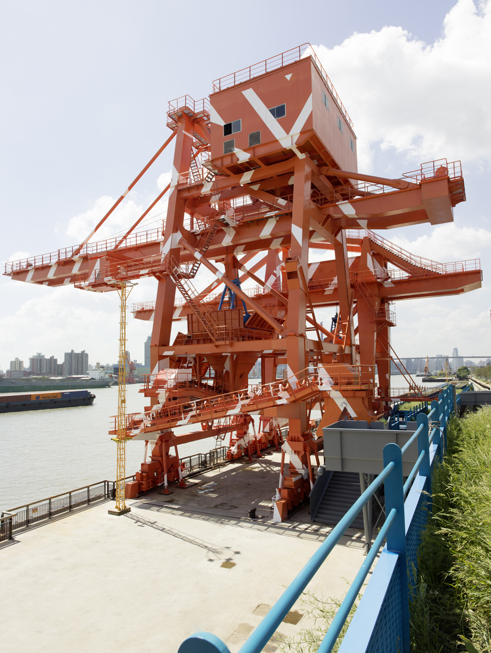 Set of Diagonals for Cranes, Collection: Shanghai Yangpu Waterfront, Shanghai, 2019, Exposition: "Encounter" Shanghai Urban Space Art Season 2019