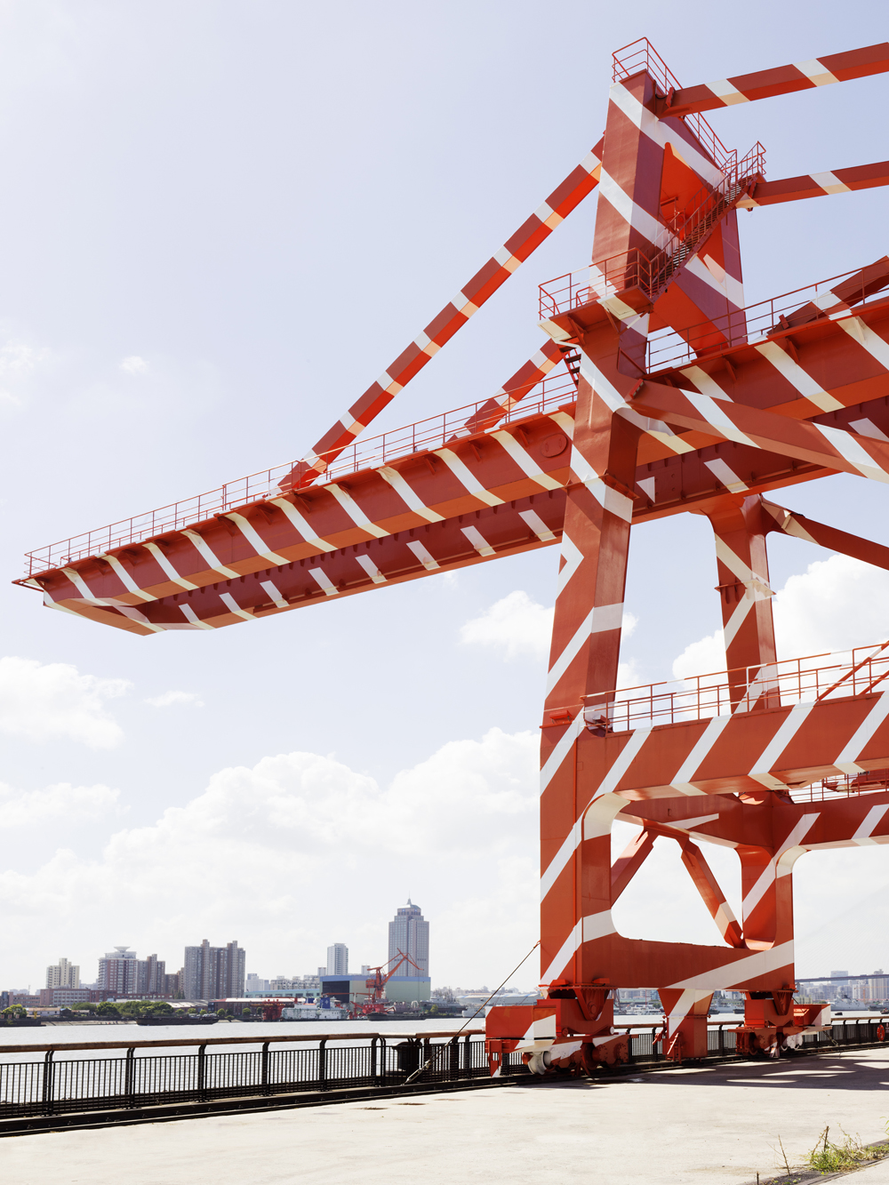 Set of Diagonals for Cranes, Collection: Shanghai Yangpu Waterfront, Shanghai, 2019, Exposition: "Encounter" Shanghai Urban Space Art Season 2019