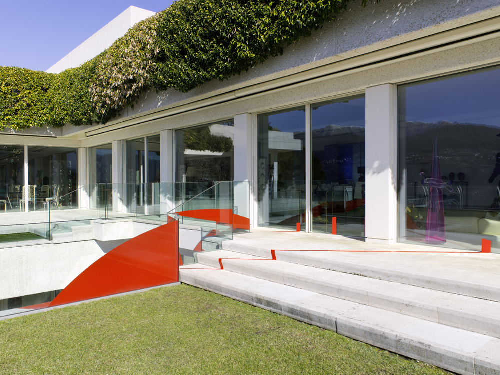 Triangoli per il disco, Montagnola, Suisse, 2020, Collection: Kentia et Patrick Despature