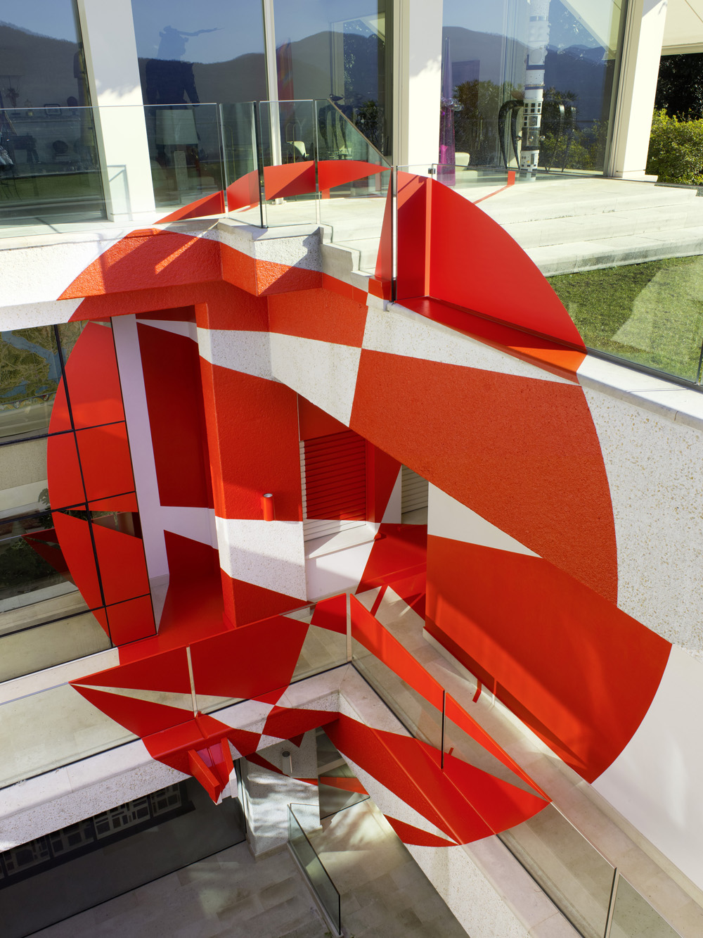 Triangoli per il disco, Montagnola, Suisse, 2020, Collection: Kentia et Patrick Despature
