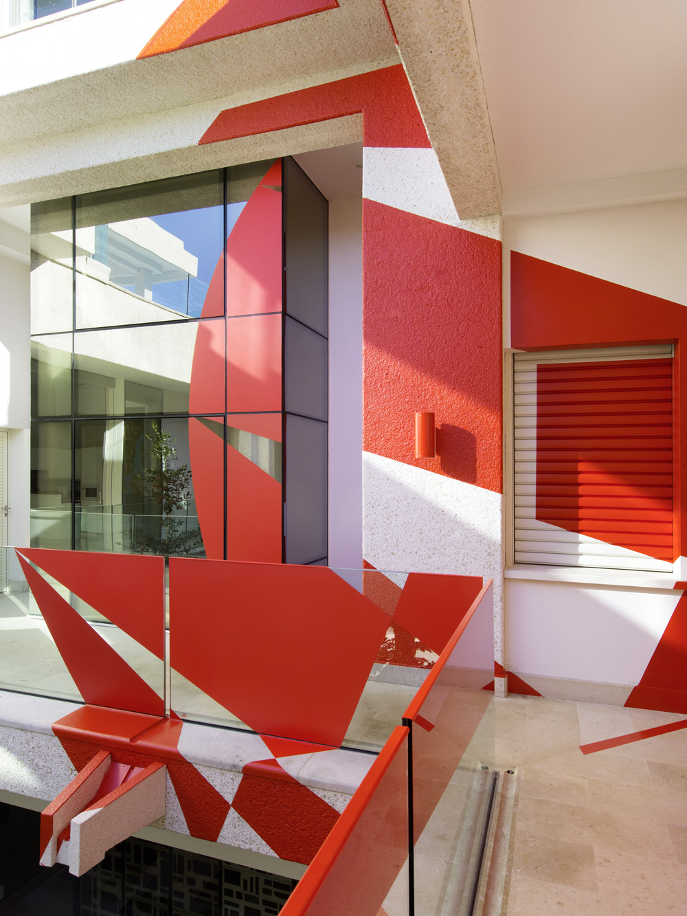 Triangoli per il disco, Montagnola, Suisse, 2020, Collection: Kentia et Patrick Despature