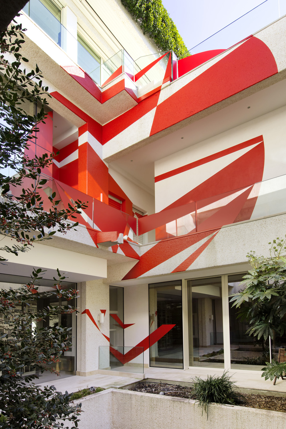 Triangoli per il disco, Montagnola, Suisse, 2020, Collection: Kentia et Patrick Despature