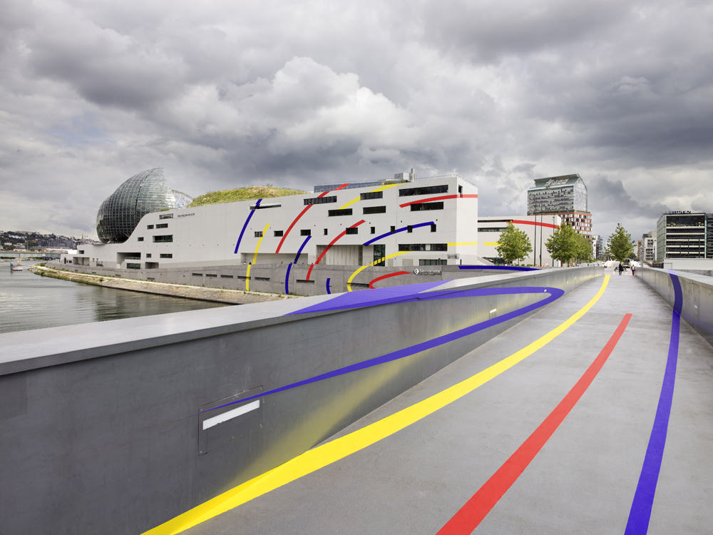 Arcs d’ellipses, jaunes rouges et bleus, Boulogne-Billancourt, France, 2020, Exposition: "Les extatiques" La Seine Musicale, Ile Seguin