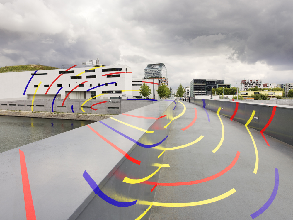 Arcs d’ellipses, jaunes rouges et bleus, Boulogne-Billancourt, France, 2020, Exposition: "Les extatiques" La Seine Musicale, Ile Seguin