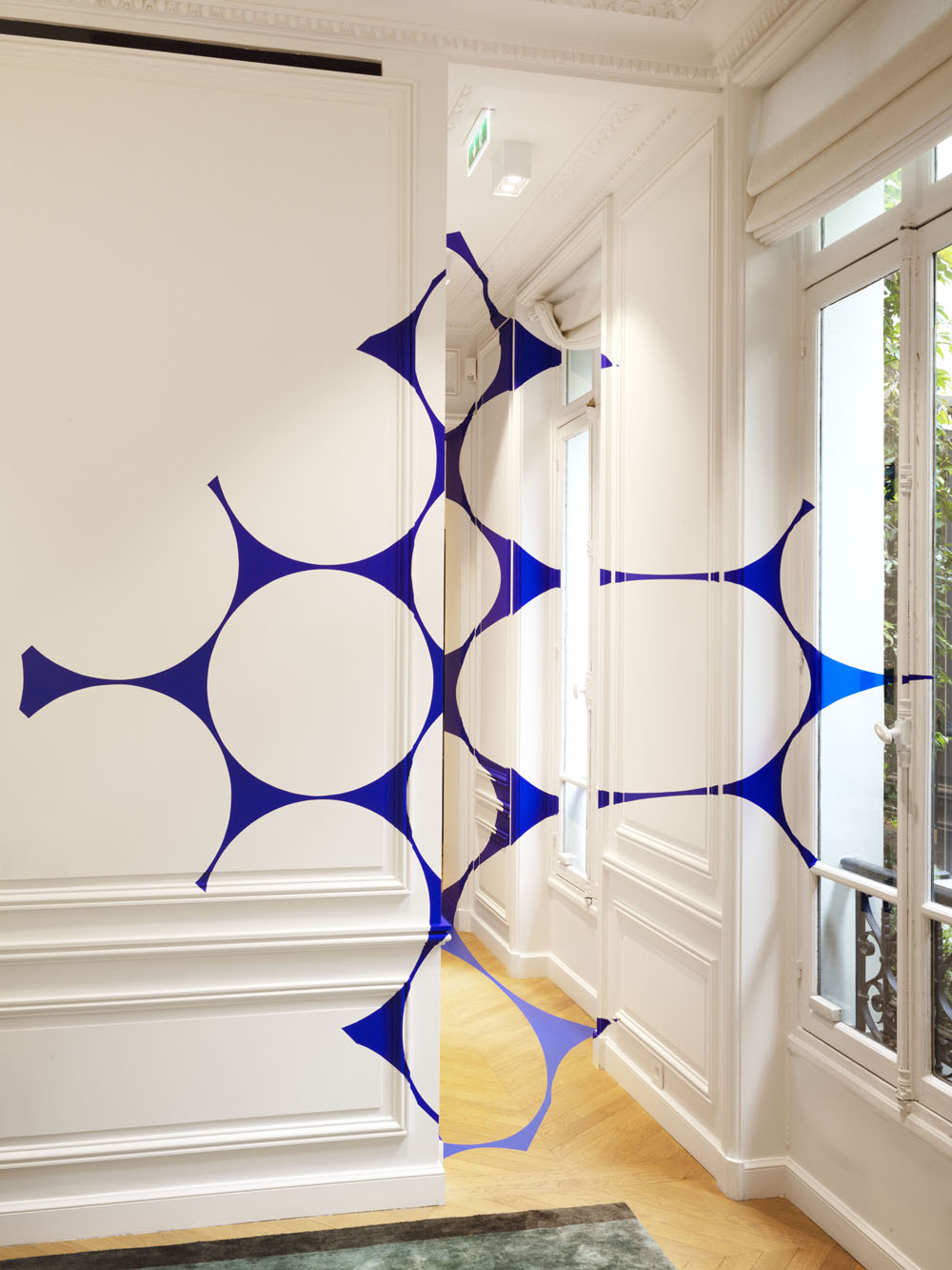Carré évidé, 77 rue du Feaubourg Saint Honoré, Paris, France, Courtesy Albarran Bourdais, 2022, Exposition : "D’éclat en éclats", Studio Liaigre