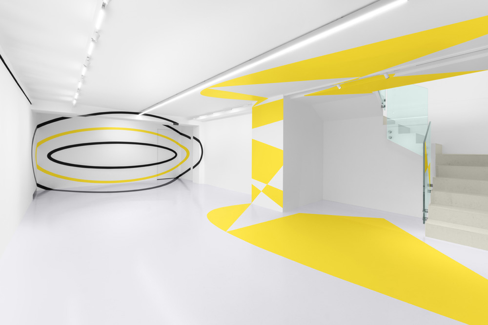 Zig Zag nel disco giallo, 10 A.M. ART Gallery, Milano, Italie, 2023, Esposizione : Rosso giallo e giallo/nero