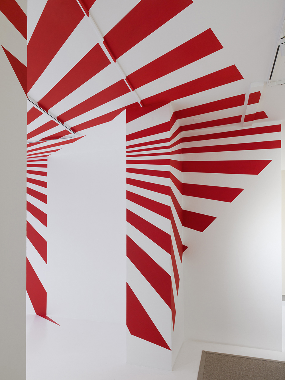 De l’angle au triangle, Une exposition montée en collaboration avec Jean-Hubert Martin., Olivier Varenne, 2023, Exposition : "Des perspectives pour la peinture" Borgeaud-Frize-Varini