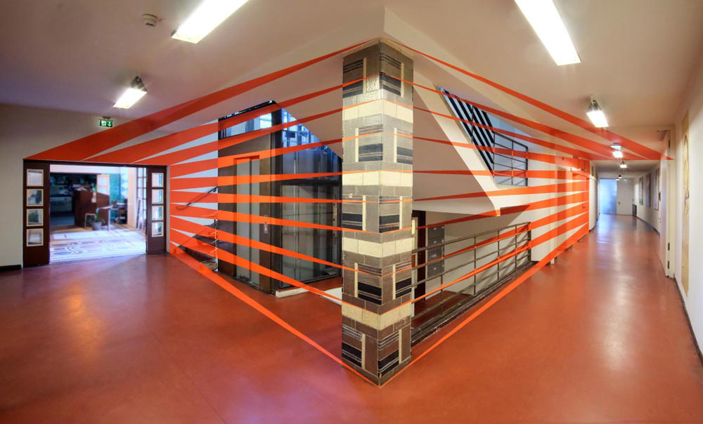 Vingt triangles, Berlin, Allemagne, 2024, Exposition : Michael Fuchs Galerie, Berlin
