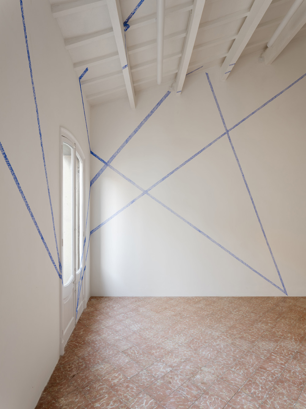 Une ligne huit droites neuf points, Espagne, 2024, Exibition: Albarràn Bourdais gallery. Menorque.