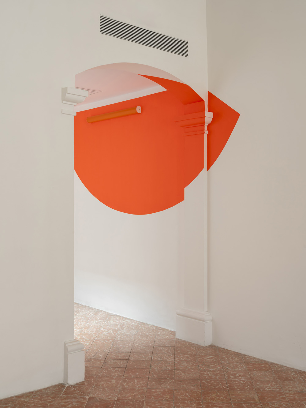 Deux disques à l’oeil, Espagne, 2024, Exibition: Albarràn Bourdais gallery. Menorque.