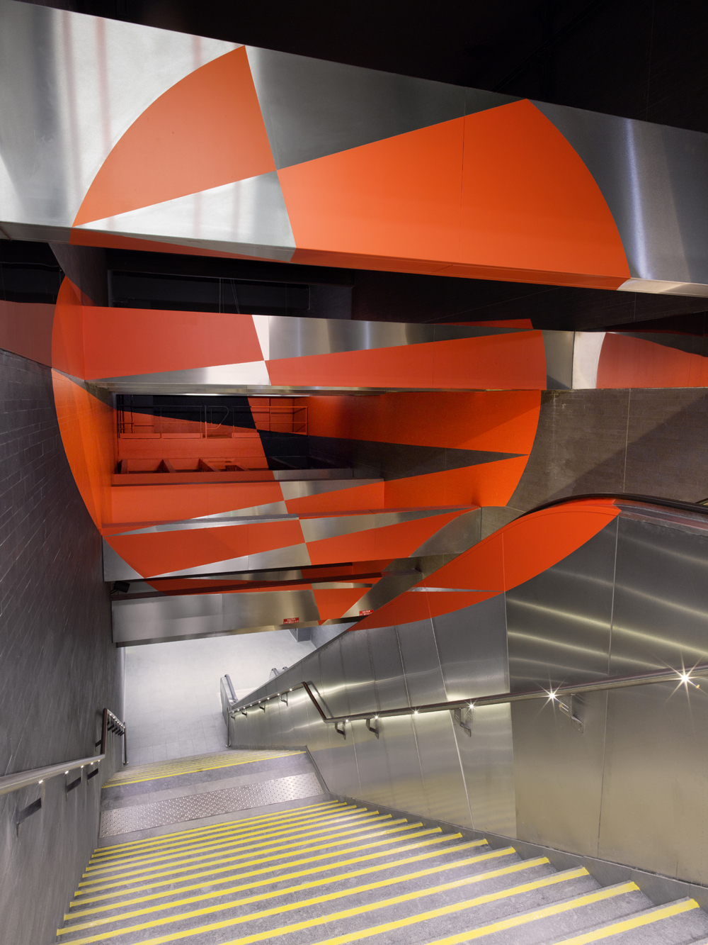Zig Zag dans le disque, Collection du Patrimoine Artistique Tisseo Collectivité, Toulouse, 2020, Station Jean Jaurès, métro ligne A , Toulouse