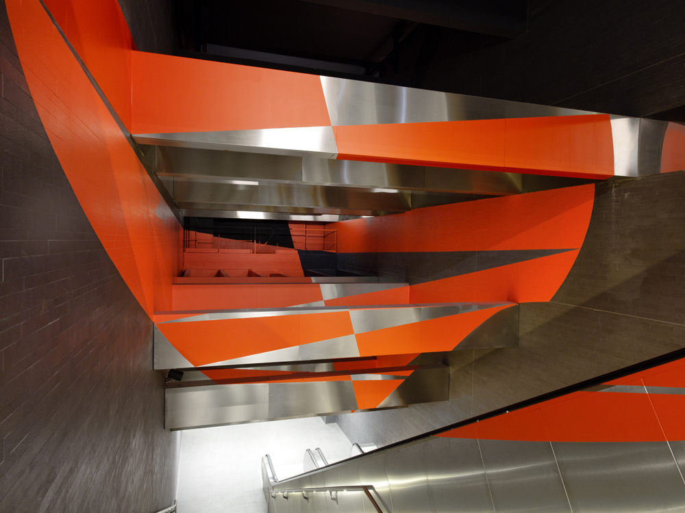 Zig Zag dans le disque, Collection du Patrimoine Artistique Tisseo Collectivité, Toulouse, 2020, Station Jean Jaurès, métro ligne A , Toulouse