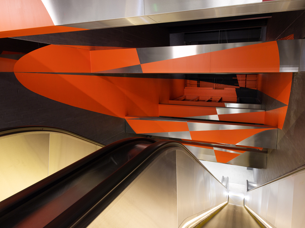 Zig Zag dans le disque, Collection du Patrimoine Artistique Tisseo Collectivité, Toulouse, 2020, Station Jean Jaurès, métro ligne A , Toulouse