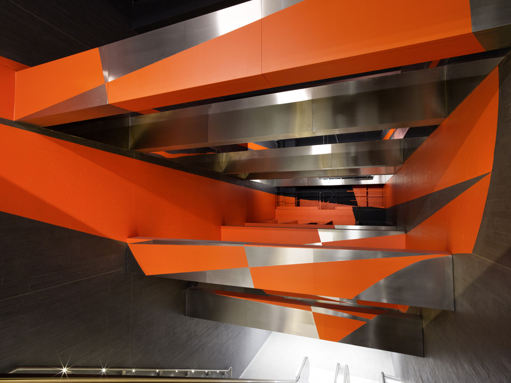 Zig Zag dans le disque, Collection du Patrimoine Artistique Tisseo Collectivité, Toulouse, 2020, Station Jean Jaurès, métro ligne A , Toulouse